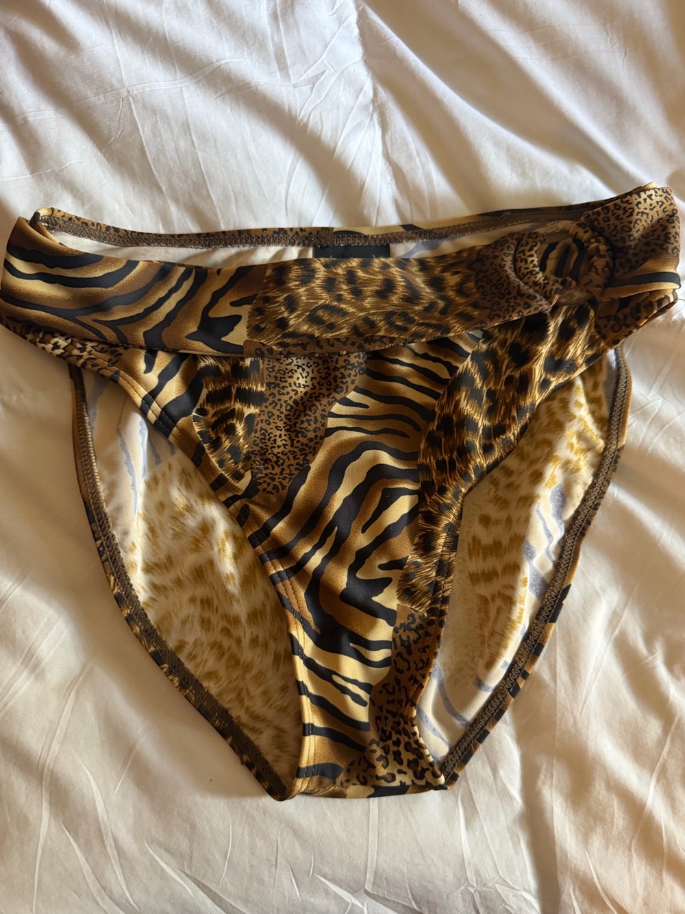 🥥 Bikini Bay Women’s Cheetah Animal Print Bikini Bottoms ~ brown/ black